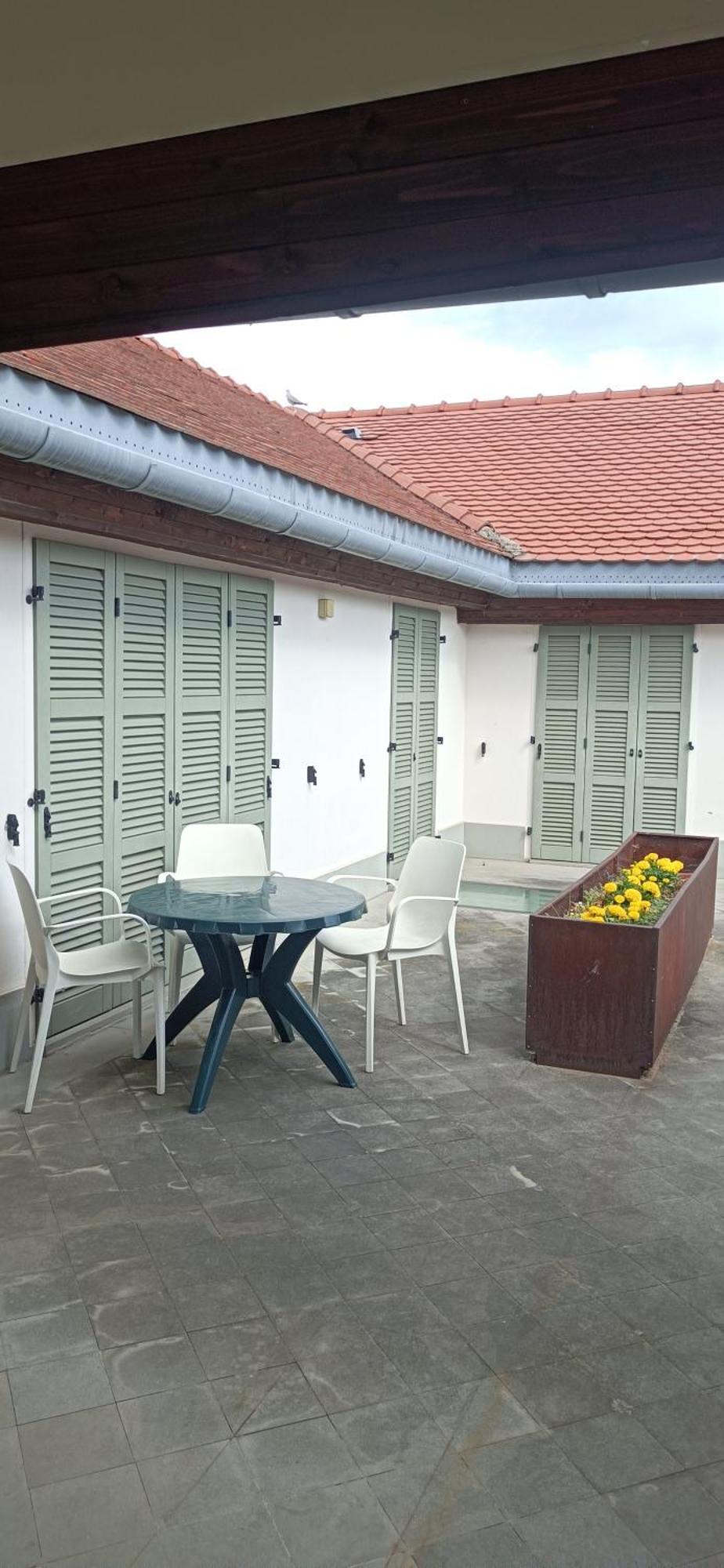 Central Terrace Escape With Jacuzzi Тимишоара Екстериор снимка
