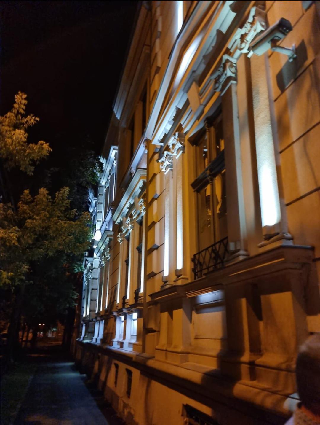 Central Terrace Escape With Jacuzzi Тимишоара Екстериор снимка
